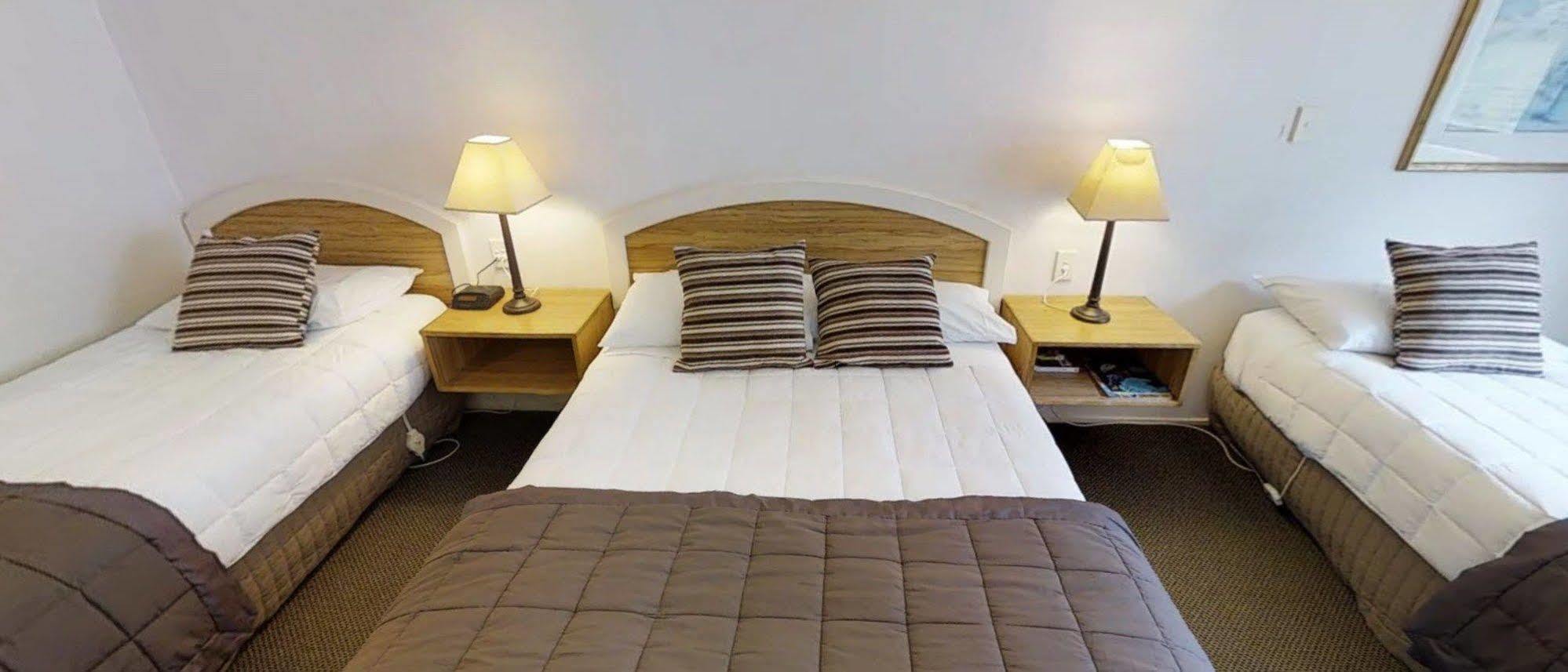 Wallaceville Motor Lodge Upper Hutt Εξωτερικό φωτογραφία