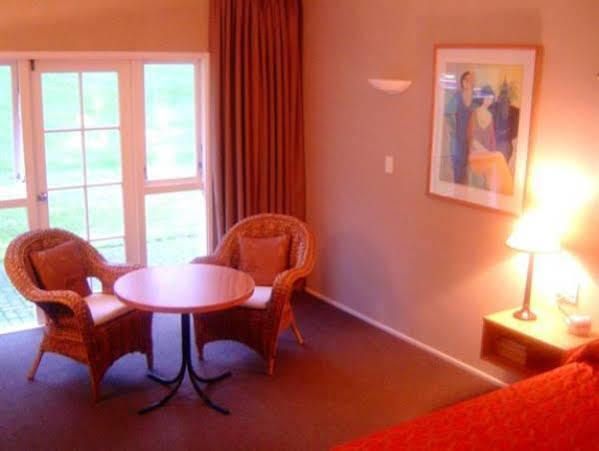 Wallaceville Motor Lodge Upper Hutt Εξωτερικό φωτογραφία